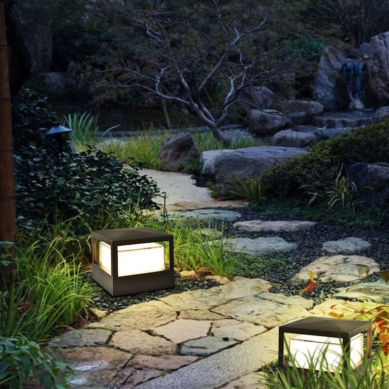 Aluminium garden light, close-up
