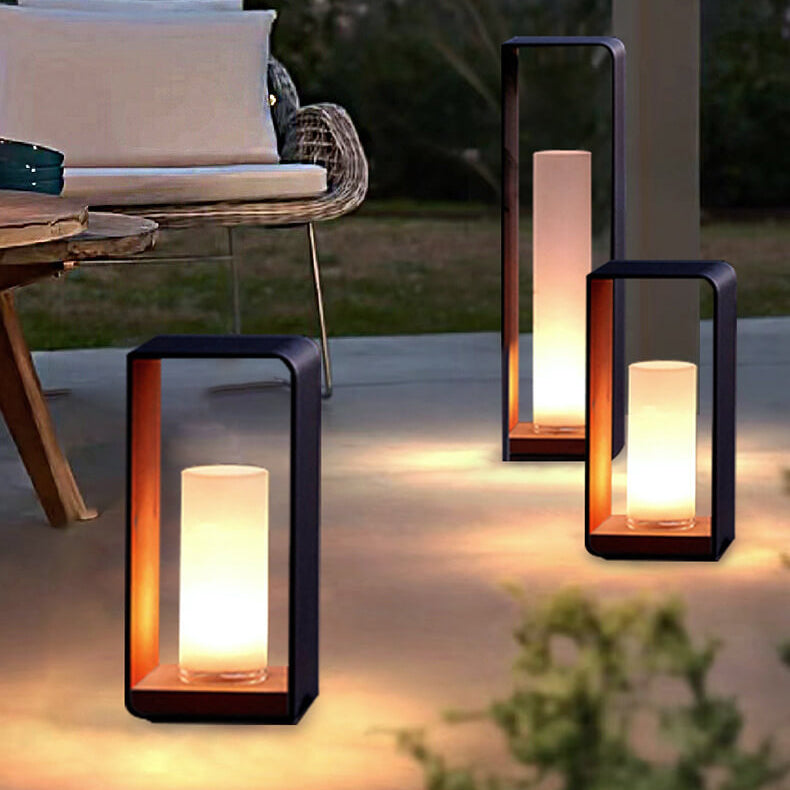 Medium square garden light