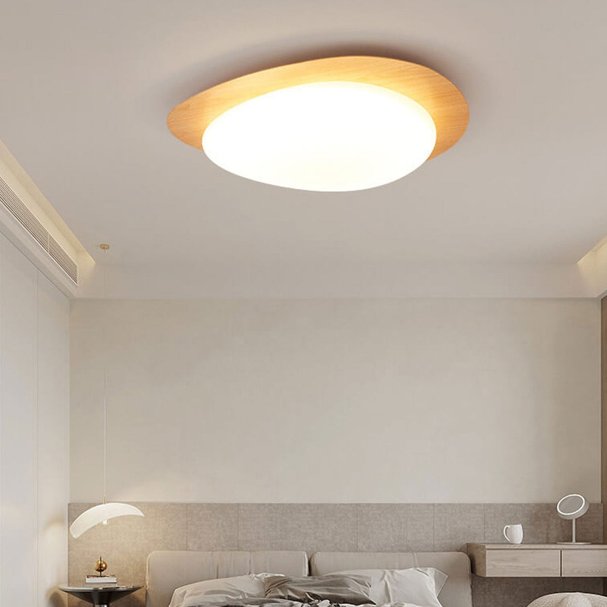 Pebble ceiling light, wood grain, neutral white