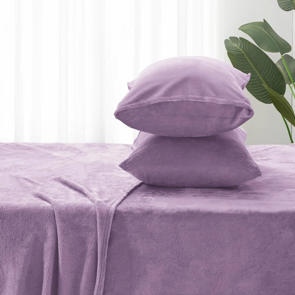 Flannel fleece sheet set detail