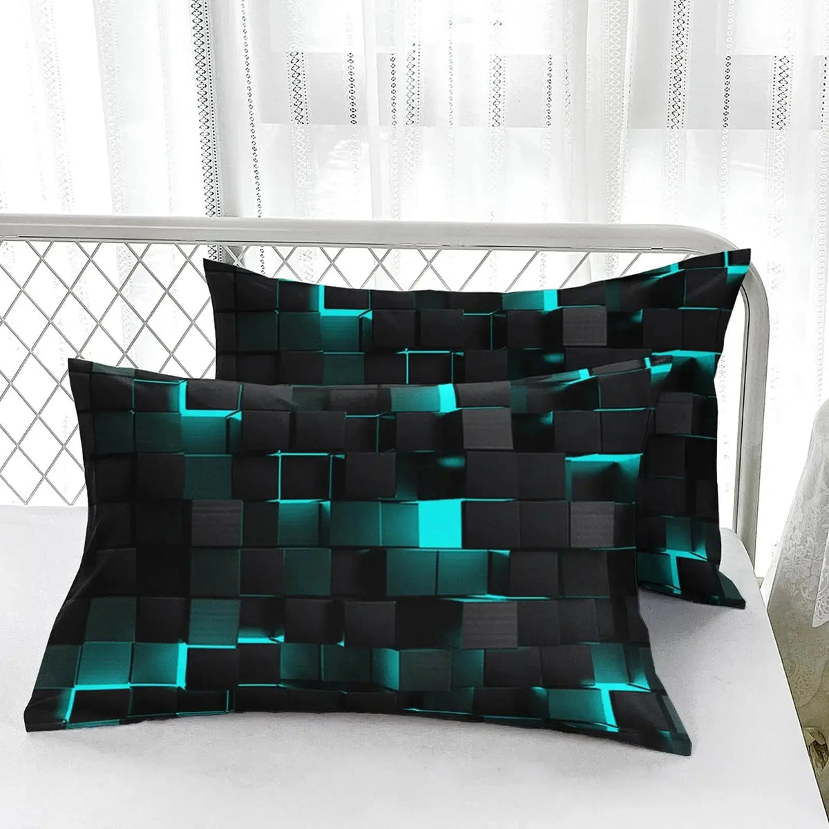 Geometric duvet cover with matching pillowcases