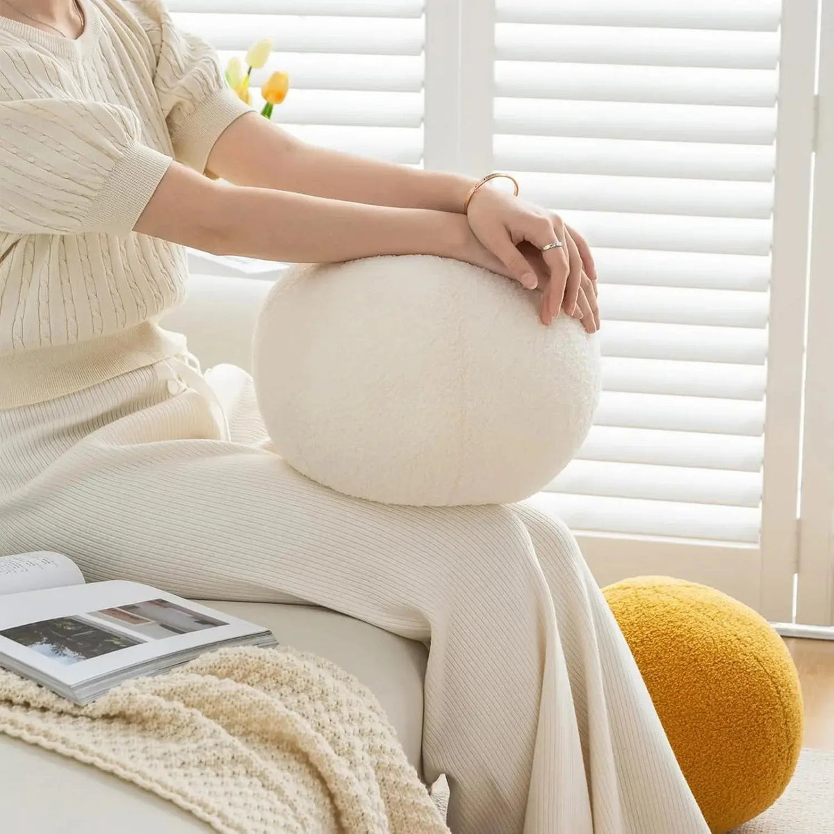 Minimalist round throw pillow