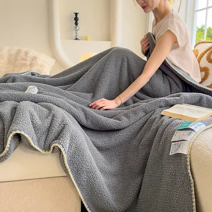 Double thick plush blanket texture