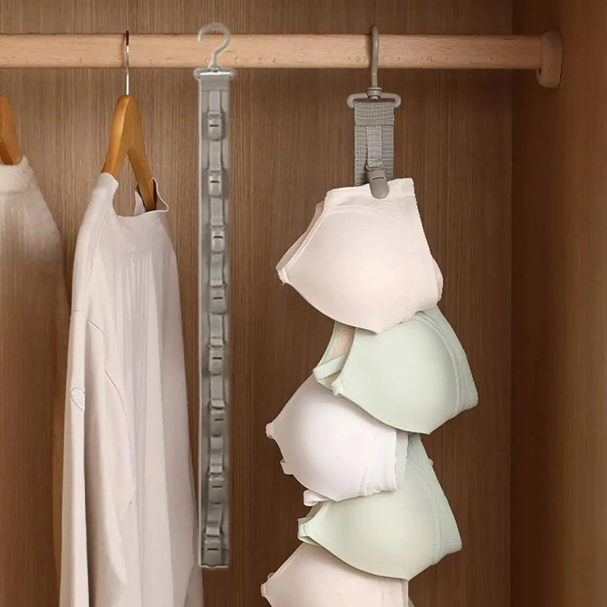 Cap organiser hanger in use