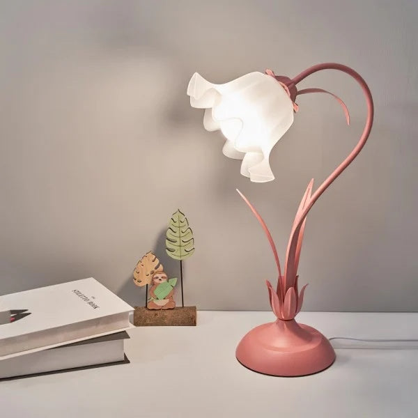 Flower bedside lamp details
