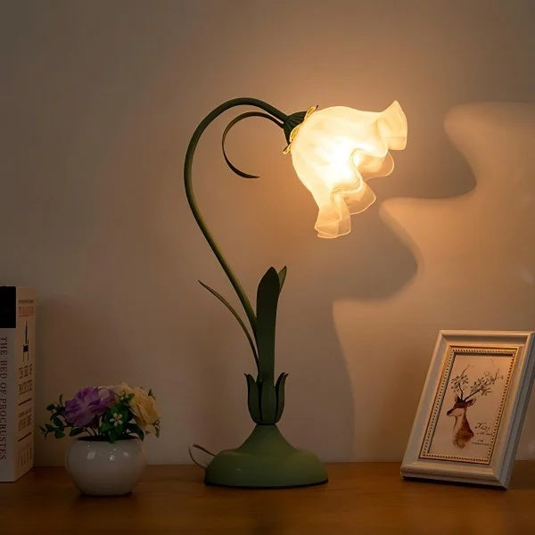 Flower bedside lamp lifestyle