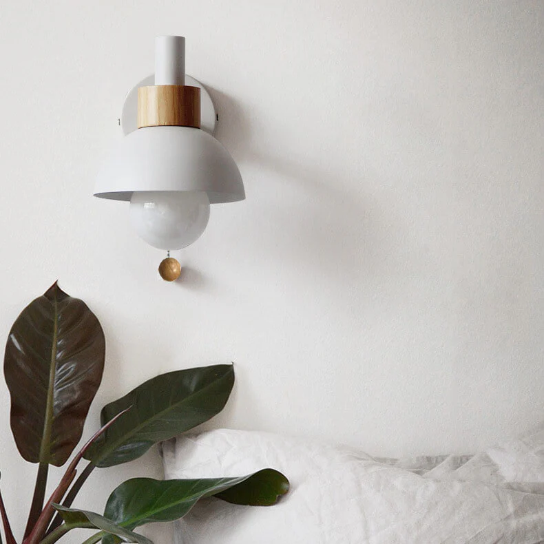 White wood and iron wall lamp
