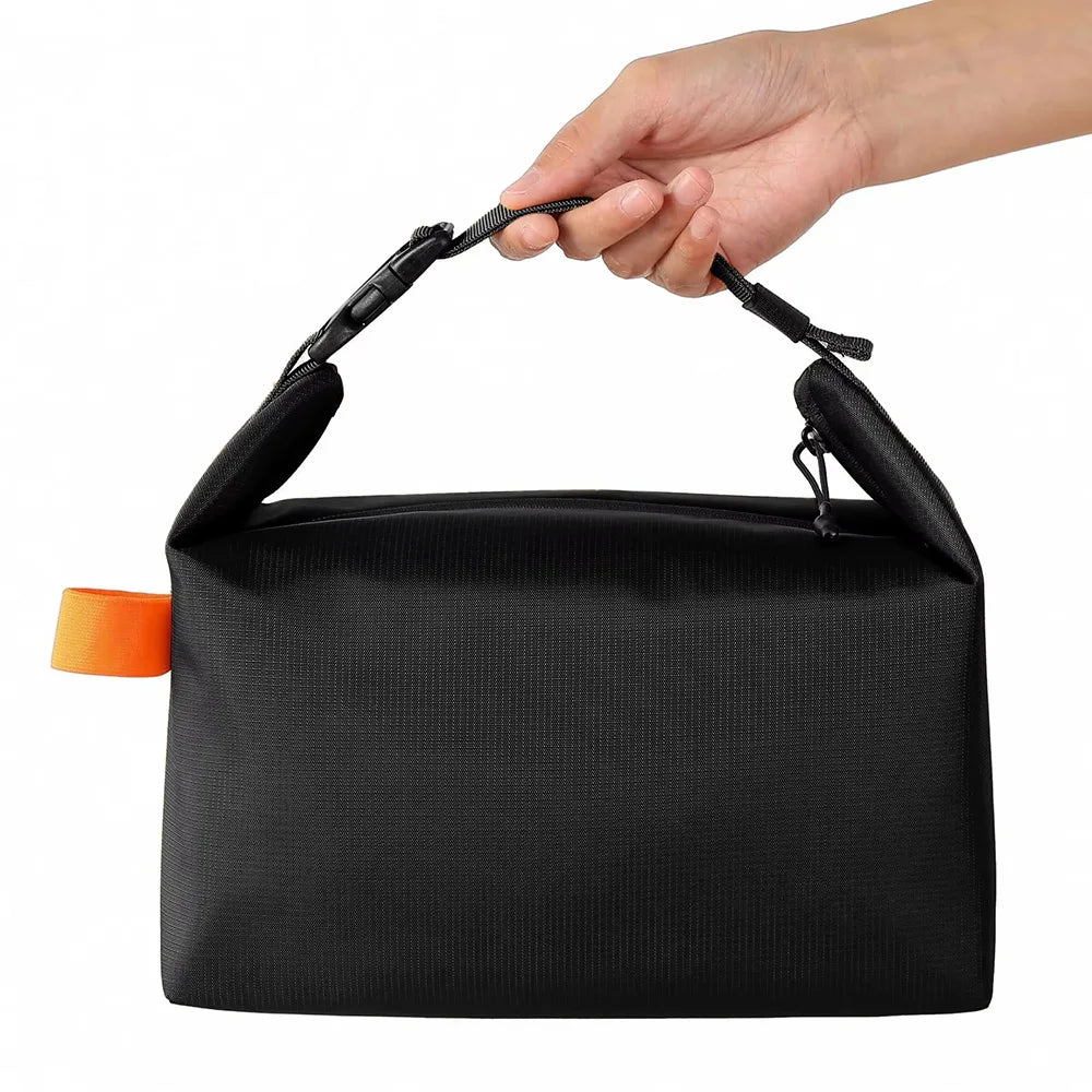 Black insulated lunch bag