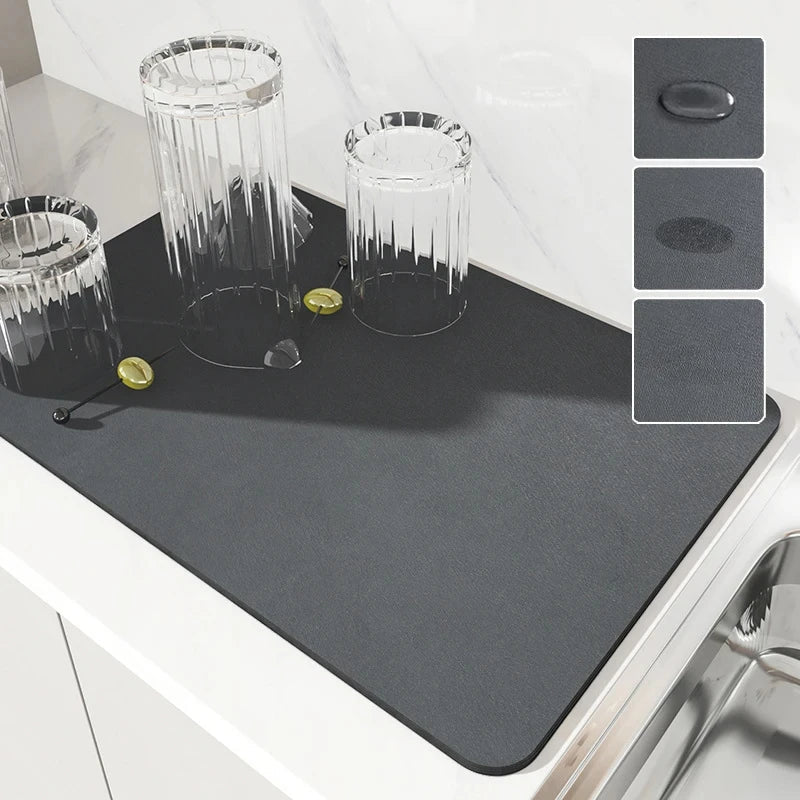 Dish drying mat with cups and glasses
