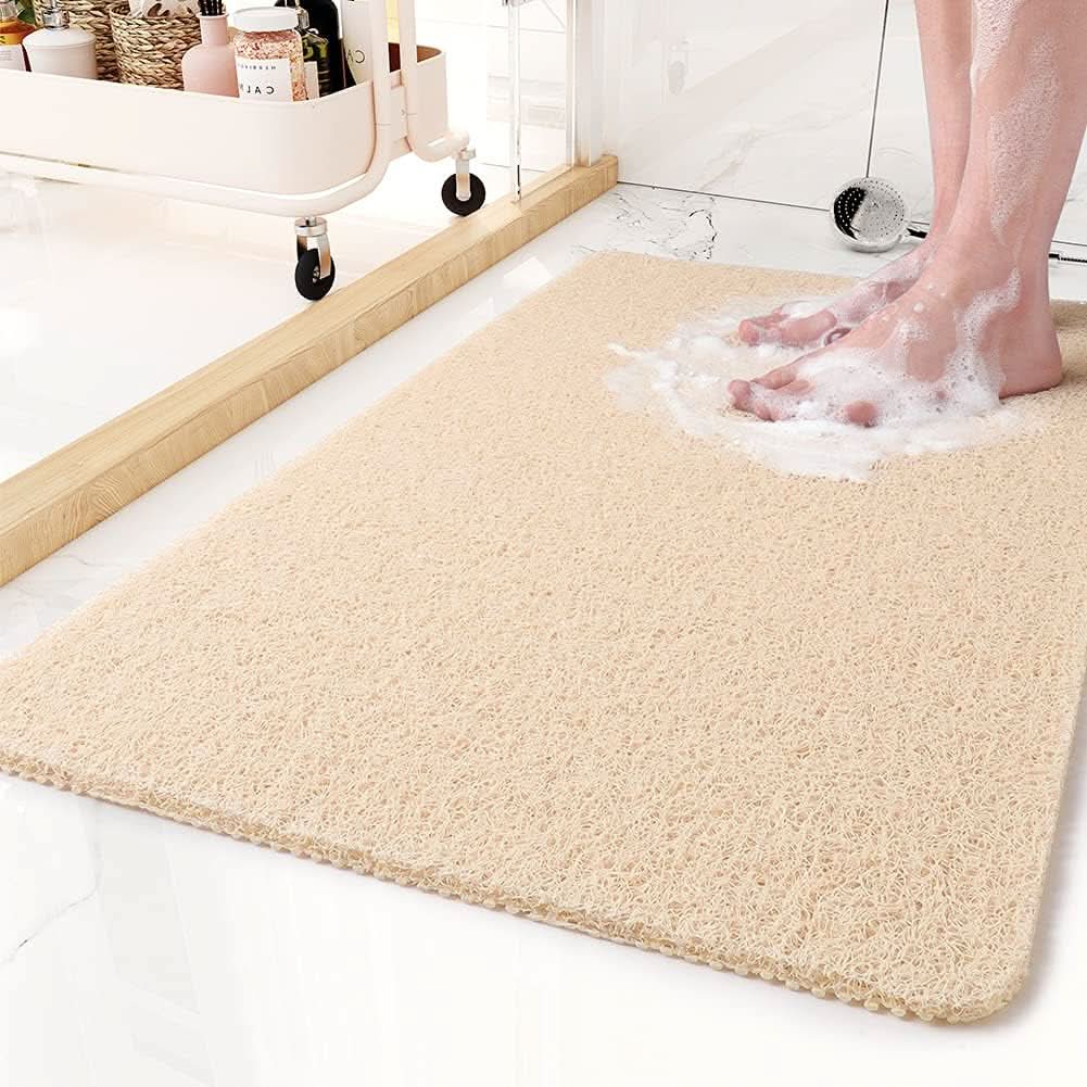 Shower mat underfoot