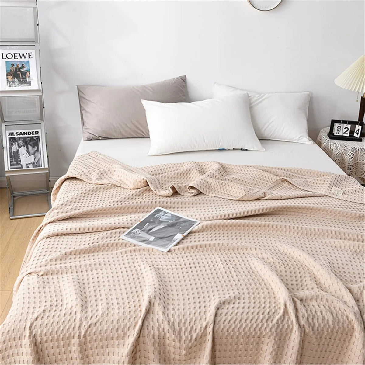 Cotton waffle blanket in Khaki