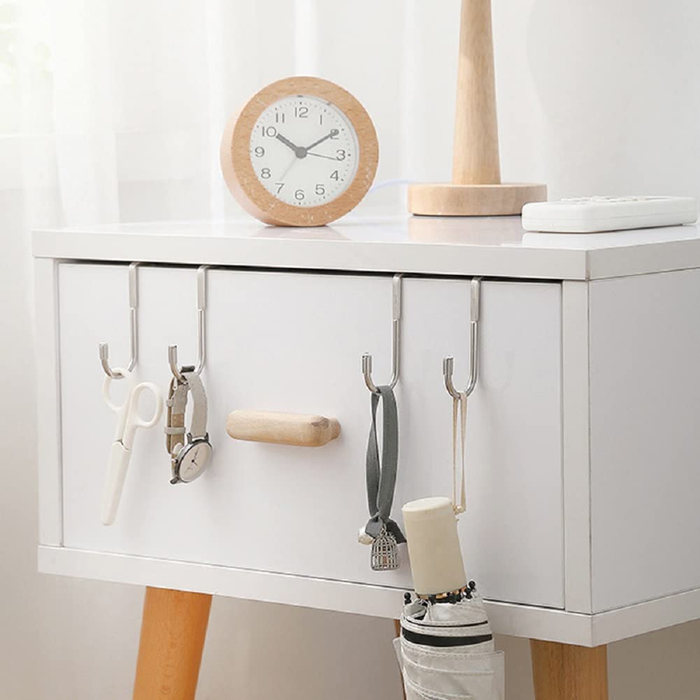Over-door S hook in kitchen