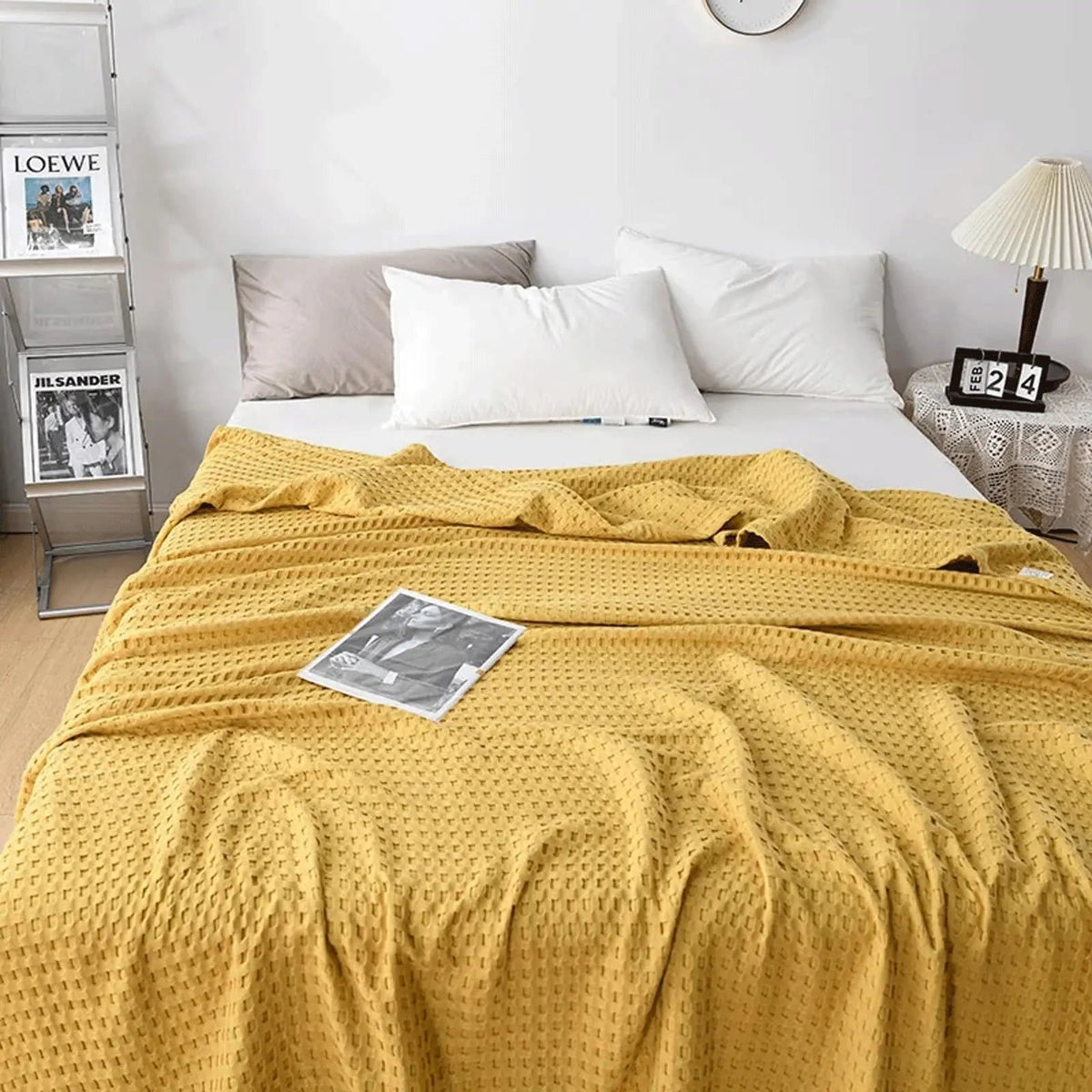 Cotton waffle blanket in Yellow
