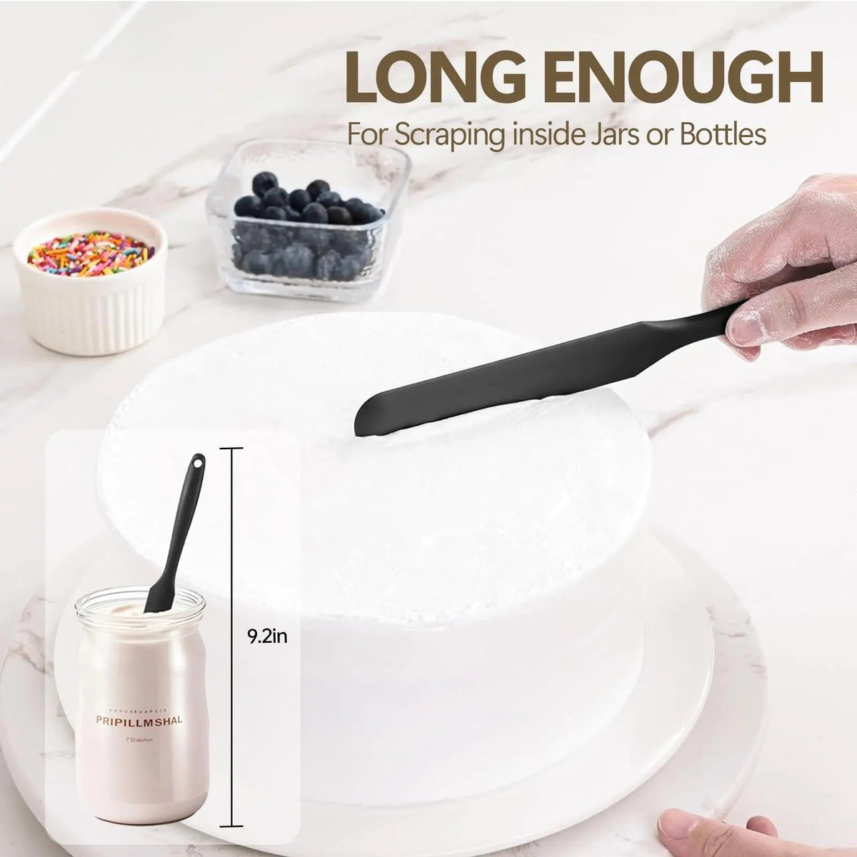 Spatula handle with hanging hole