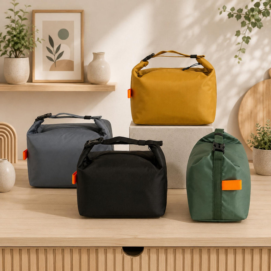 Minimalist insulated lunch bag
