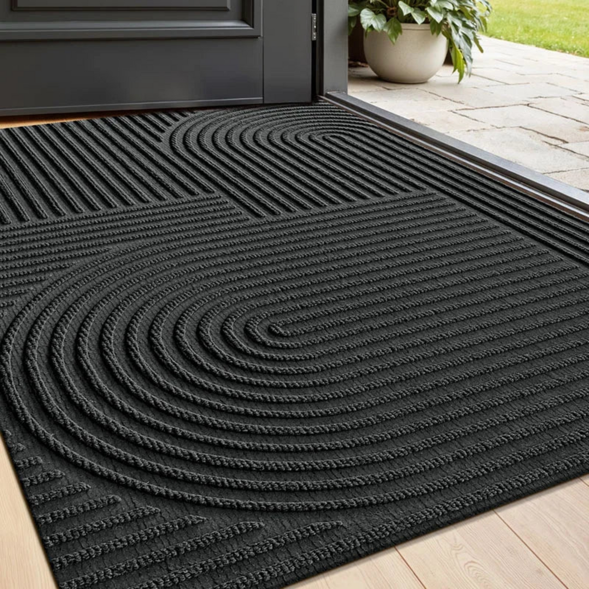 Black anti-slip doormat