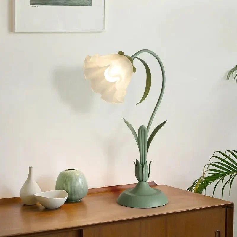 Vintage French flower bedside lamp